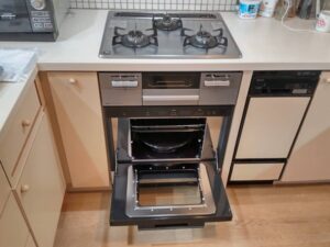 愛媛キッチン取付け隊　ガスオーブンを後付　施工後